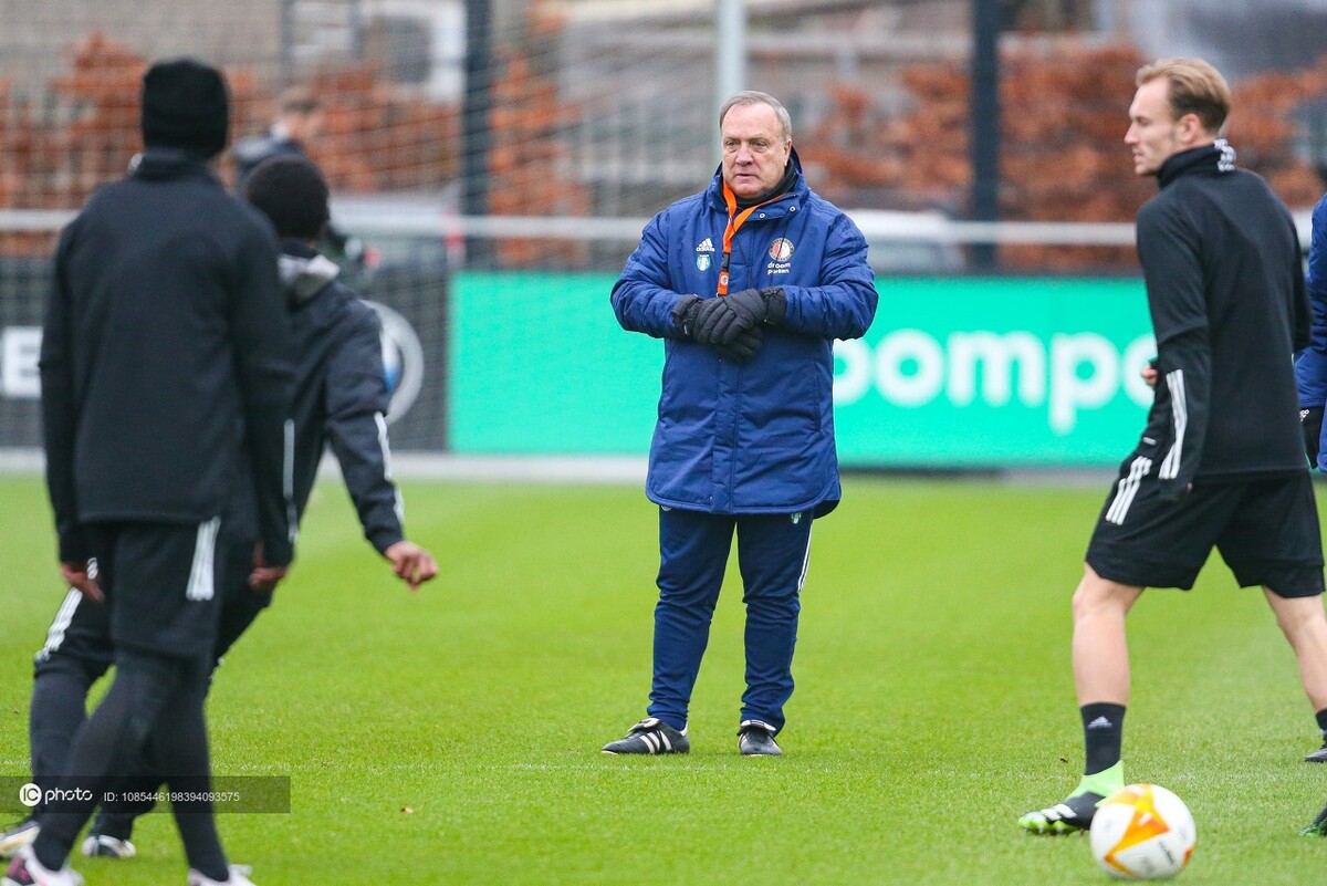 关于费耶诺德内部会议纪要流出——冲刺阶段战术微调，欧联使命明确，年轻球员得到机会的信息