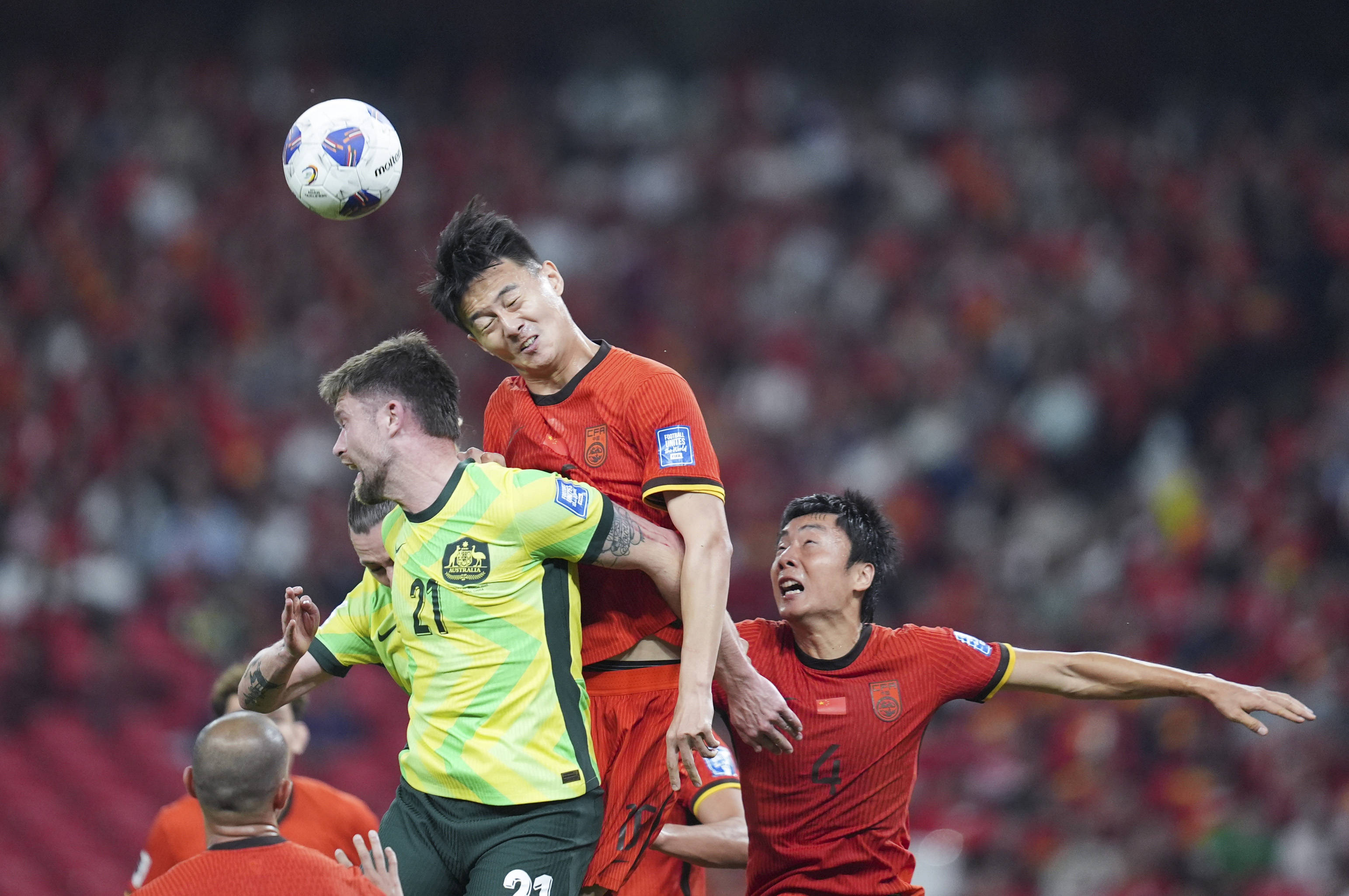 关于上海申花迎法国杯关键赛;转会期绝杀压哨;话题不断;球队文化再被提及的信息 关于上海申花迎法国杯关键赛;转会期绝杀压哨;话题不断;球队文化再被提及的信息