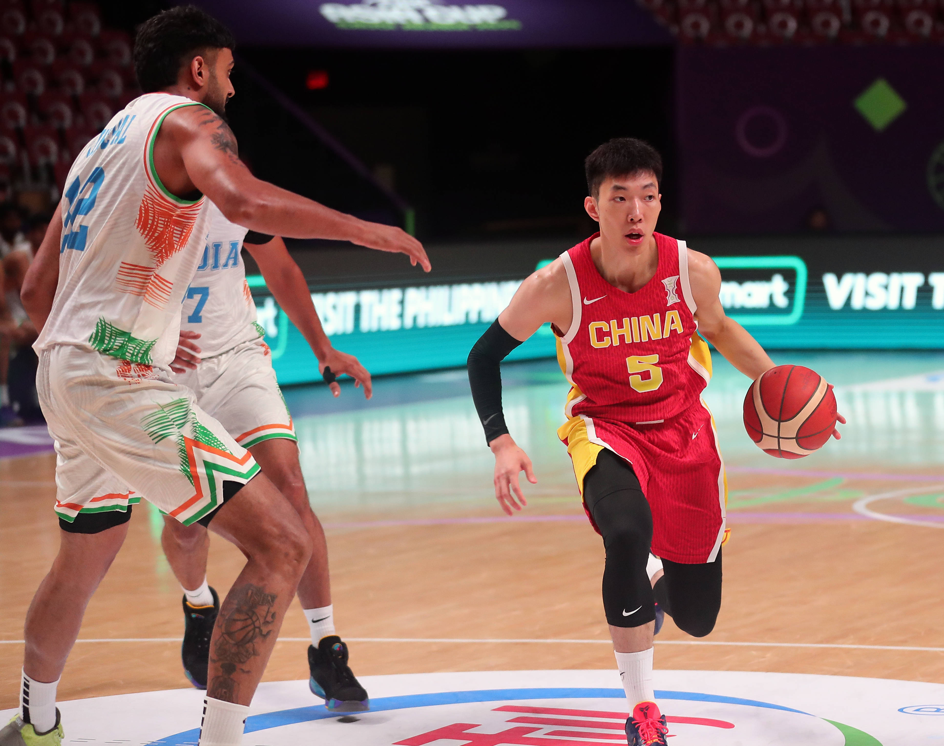 关于深圳男篮内部沟通备战足总杯国际比赛日广厦男篮备战德甲，窗口期罗马备战法国杯看傻球迷的信息